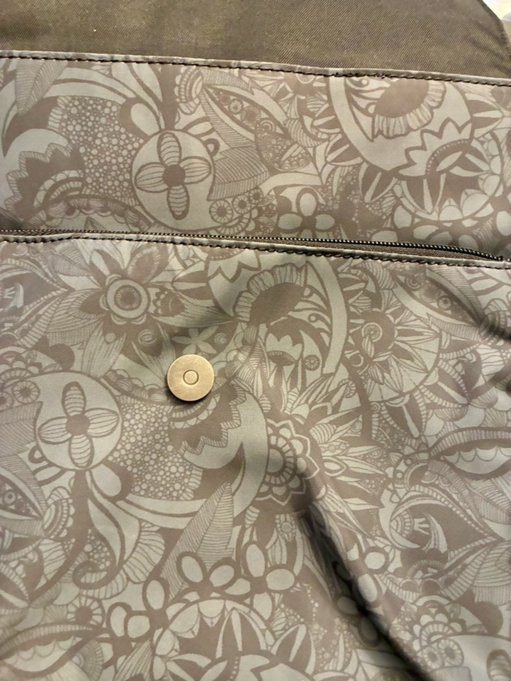 Sakroots Floral Print Gray Backpack - Picture 5 of 8
